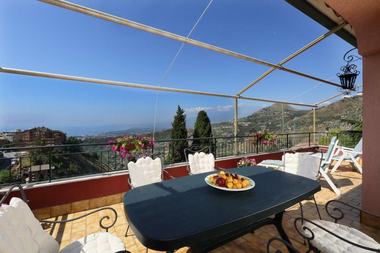 Terrazza Sull'Etna Holidays Apartment Taormina Exteriér fotografie