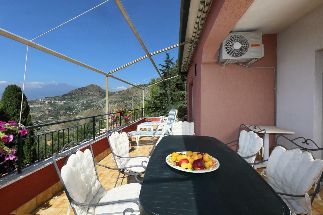 Terrazza Sull'Etna Holidays Apartment Taormina Exteriér fotografie